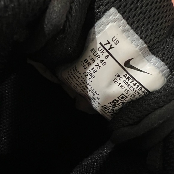 🤍🖤nike air Oketo -New 🤍🖤 - Picture 8 of 8